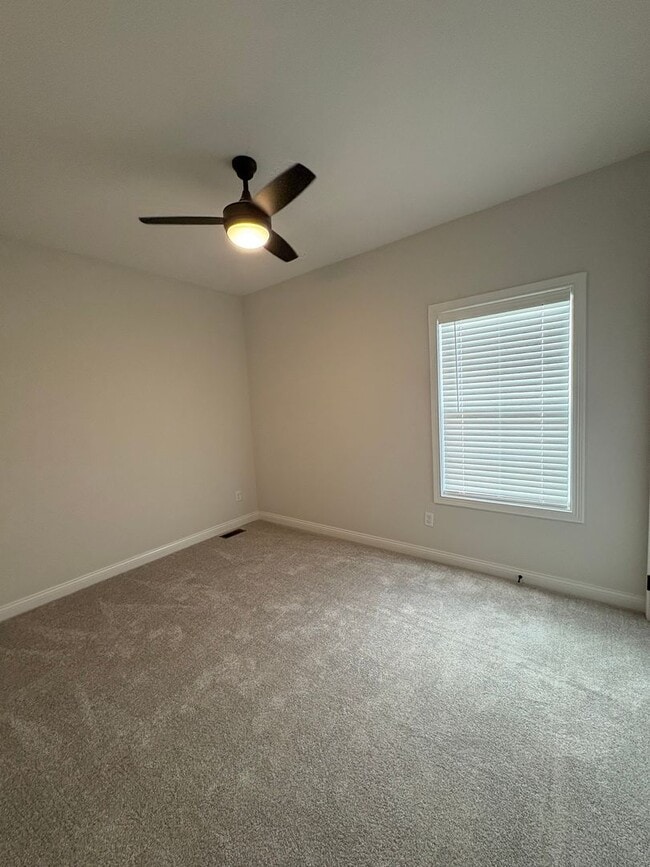 Foto del edificio - For Rent