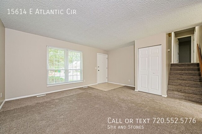 Foto del edificio - 15614 E Atlantic Cir