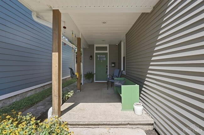 Building Photo - 2931 Cleinview Ave