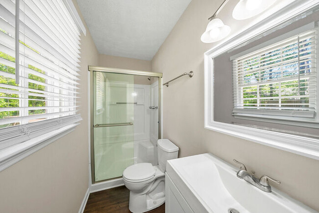 Building Photo - 2430 Cajun Dr Marietta
