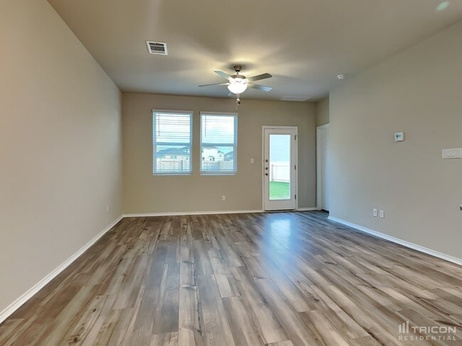 Building Photo - 3504 Gooseneck LN
