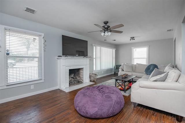 Foto del edificio - 3709 Park Ridge Blvd
