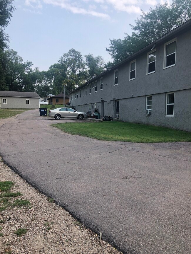 Foto del edificio - 100 Cliff Ave