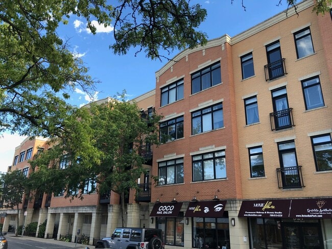 Building Photo - 106 S Ridgeland Ave