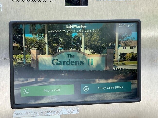 Foto del edificio - 2910 SE 12th Rd