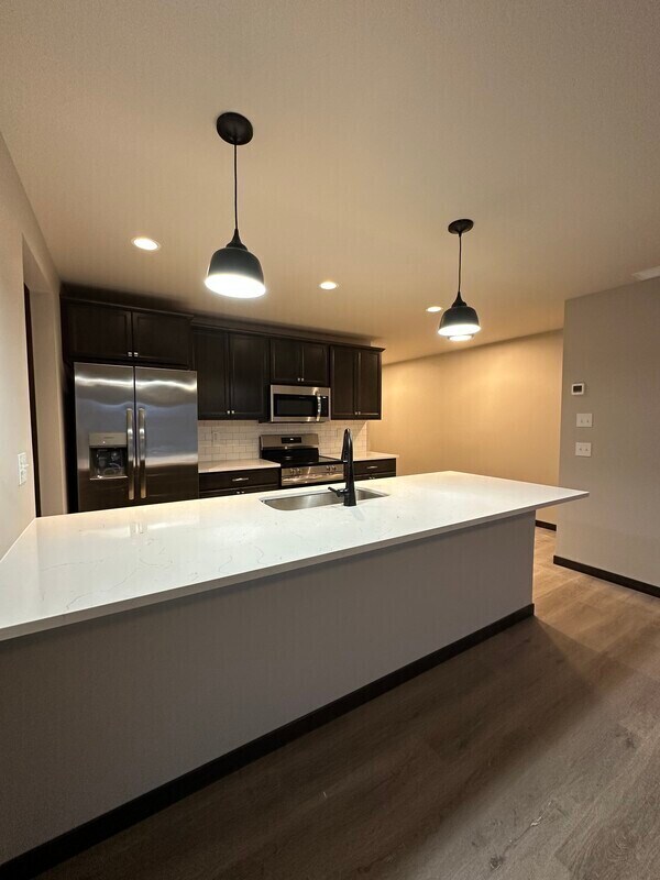 Foto del edificio - 850 Dry Run Creek Ct