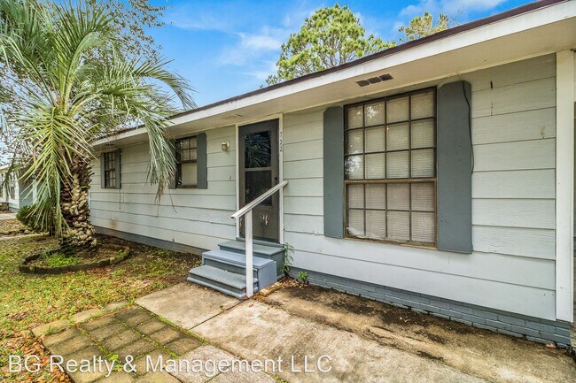 Building Photo - 3 br, 1 bath House - 732 Maude Street