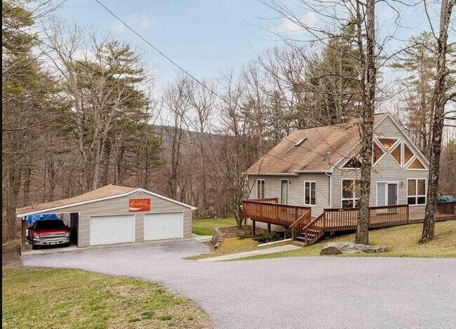 Foto del edificio - 831 N Chodikee Lake Rd