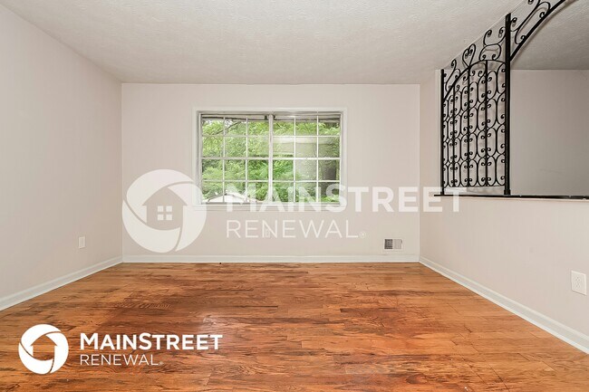Foto del edificio - 8283 Englewood Trail