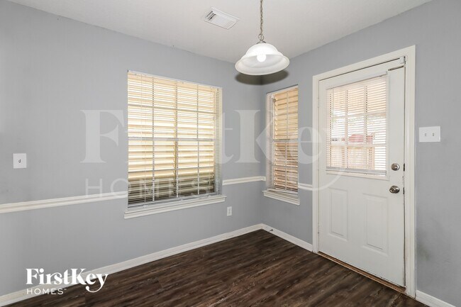 Foto del edificio - 2616 33rd Ave N