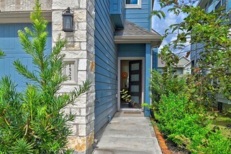 Building Photo - 1523 Cathedral Bend Drive