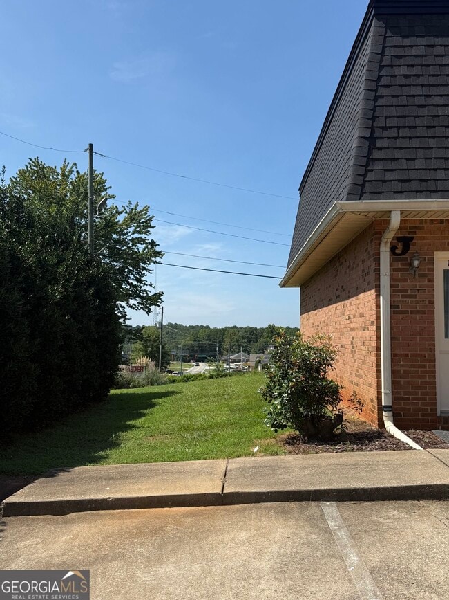 Building Photo - 3730 Old Flowery Branch Rd