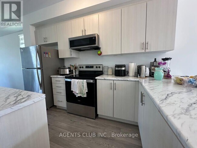 Photo du bâtiment - 761 Conlin Rd E