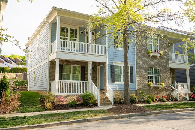 Photo - 13727 Old Vermillion Dr House