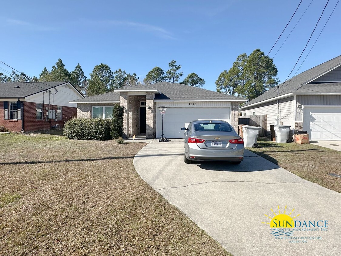 Foto principal - Spacious Home in Navarre Near Hurlburt Field