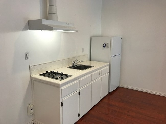 Foto del edificio - 5909 Lockhurst Dr