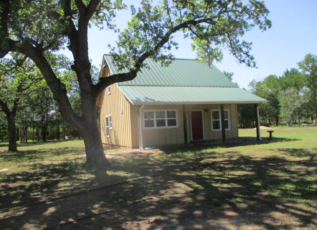 Building Photo - 488 FM 1441