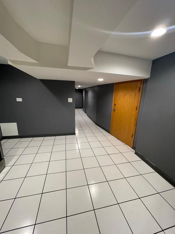 Building Photo - 4031 N Austin Ave