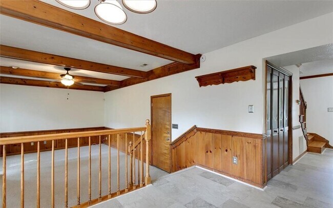 Foto del edificio - Large Home in Michael's Woods