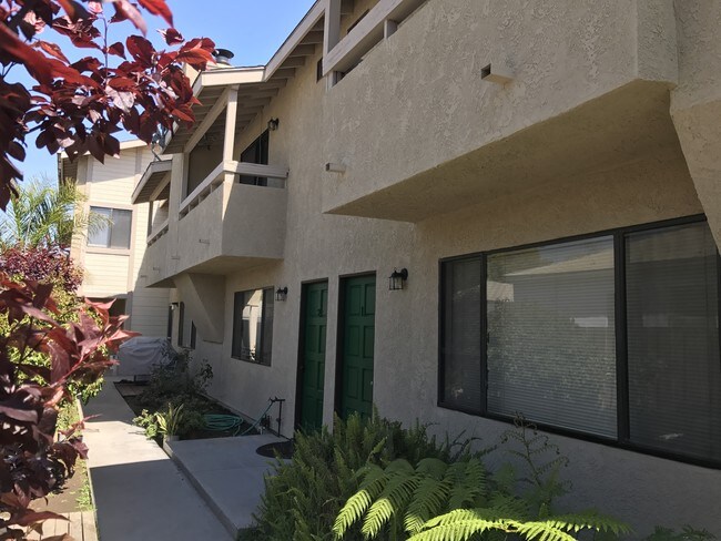 Building Photo - 2320 Penmar Ave