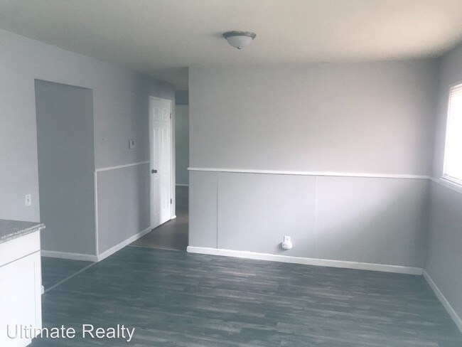 Building Photo - 3 br, 1 bath House - 10309 Reba Dr.