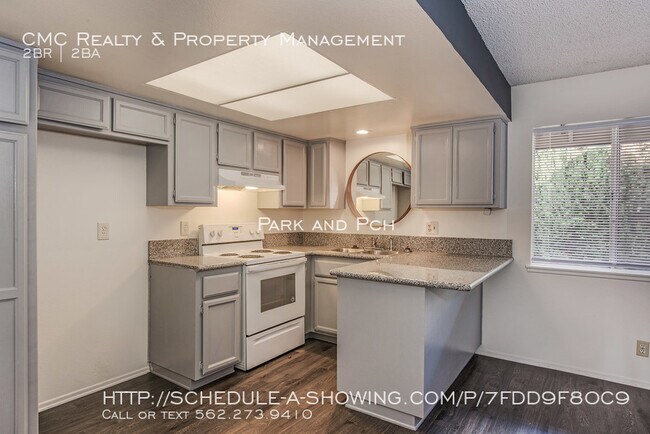Building Photo - 1580 Park Ave