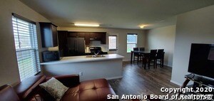 Foto del edificio - 10690 Pablo Way