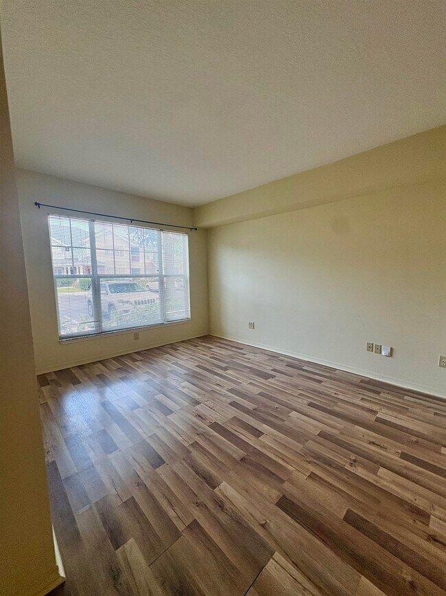 Foto del edificio - 25113 Harbour Vista Cir