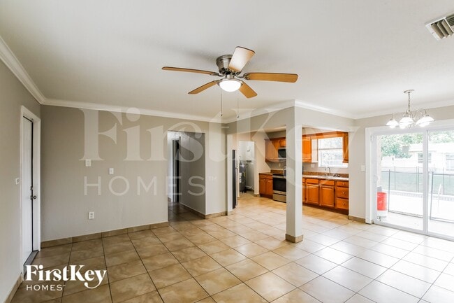 Building Photo - 240 N 69th Way