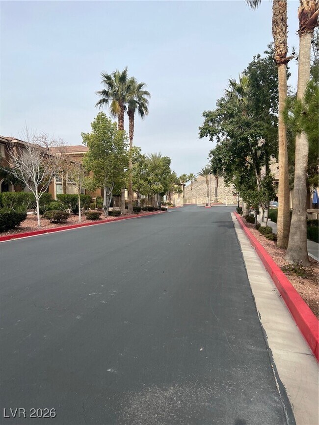 Foto del edificio - 10201 Deerfield Beach Ave