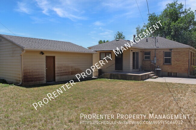Building Photo - Spacious 4 Bed, 2 Bath Ogden Home