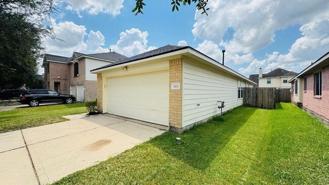 Building Photo - 3838 St Simon Manor Dr