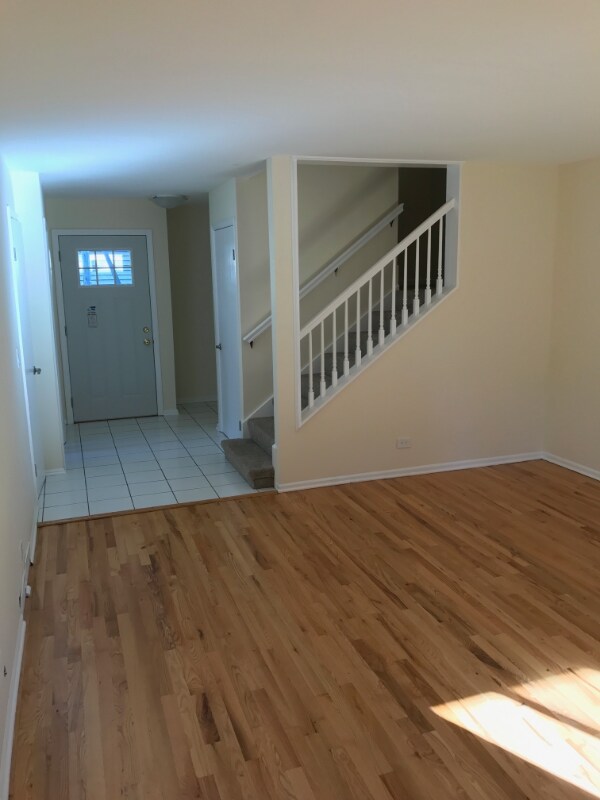 Foto del edificio - 2502 Green Bay Rd