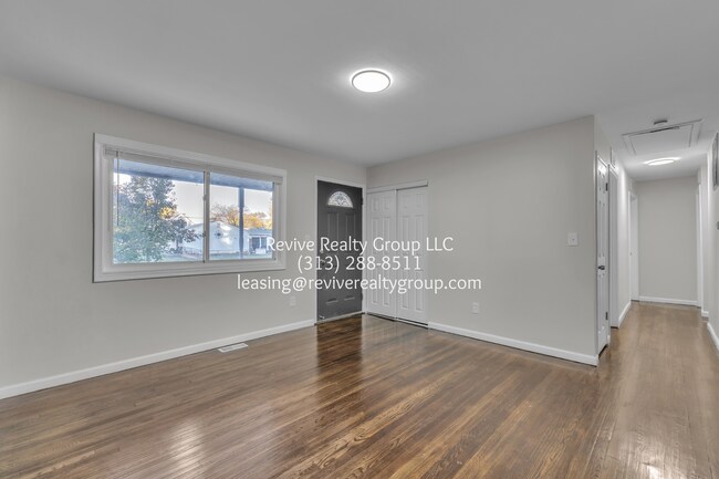 Foto del edificio - 1000 Hunter Ave