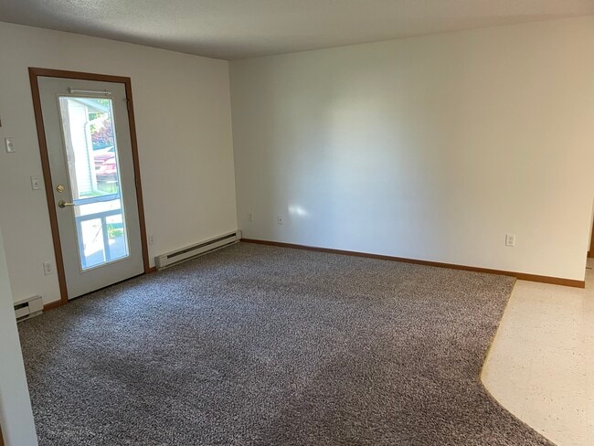 Building Photo - 129 Hialeah St