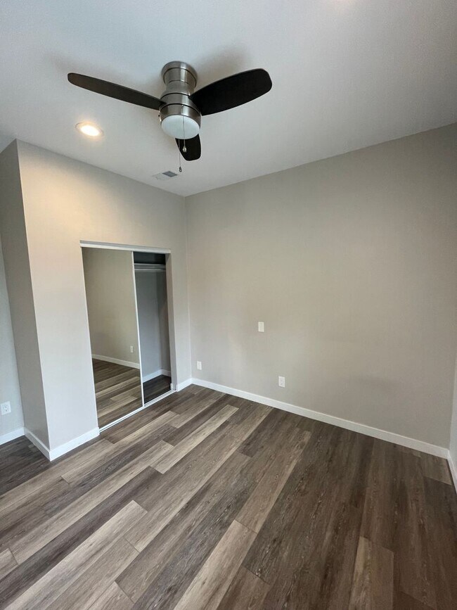 Building Photo - 5215-5217 Catoctin Drive