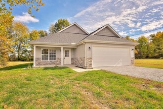 Building Photo - 178 Sitting Bull Dr Building Photo - 178 Sitting Bull Dr