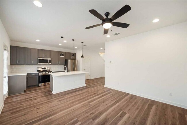 Foto del edificio - 5160 A W Grimes Blvd