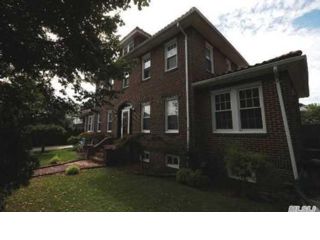 Building Photo - 14834 Laburnum Ave