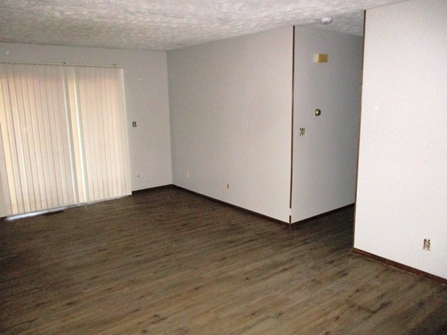 Building Photo - 1600 Northbrook Dr