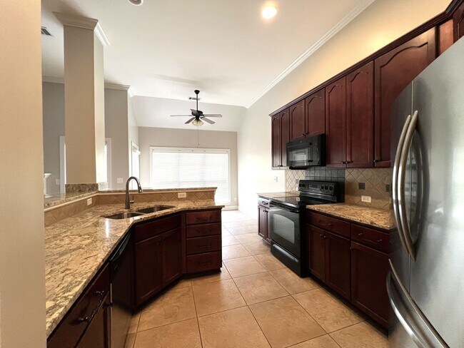 Foto del edificio - Home for Rent in Deer Creek!