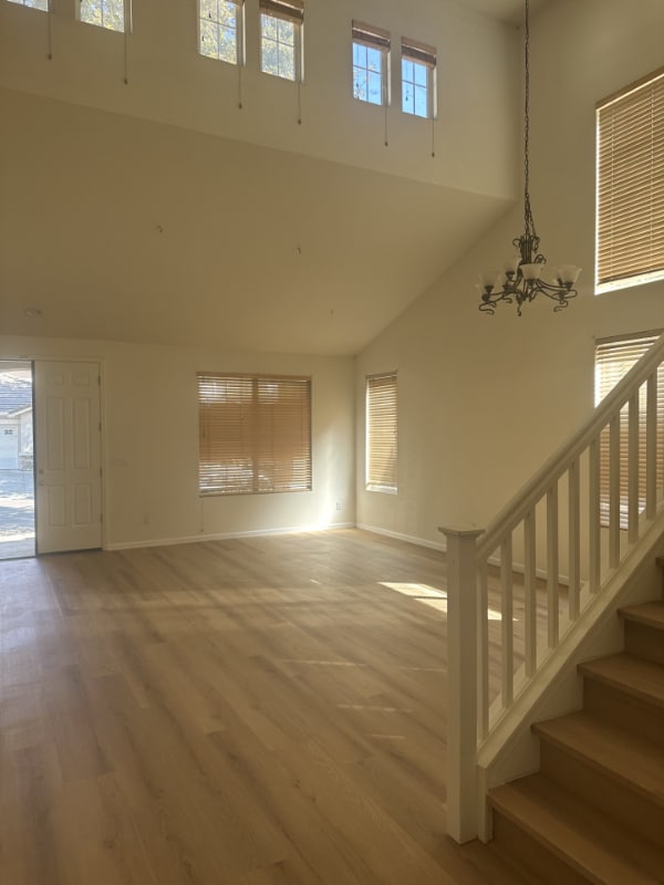 Foto del edificio - 3120 Jerrold Zanzi Ln
