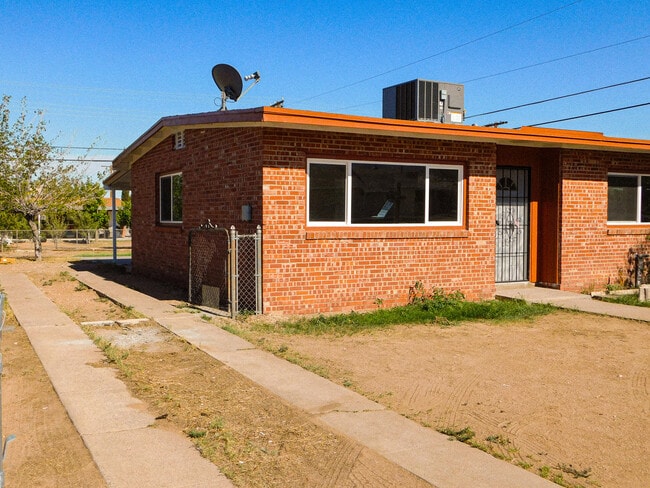 Building Photo - 8308 Capitan Cir