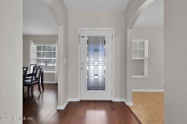 Foto del edificio - 16301 Magnolia Grove Way