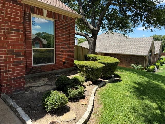 Building Photo - 1810 Greenhill Dr