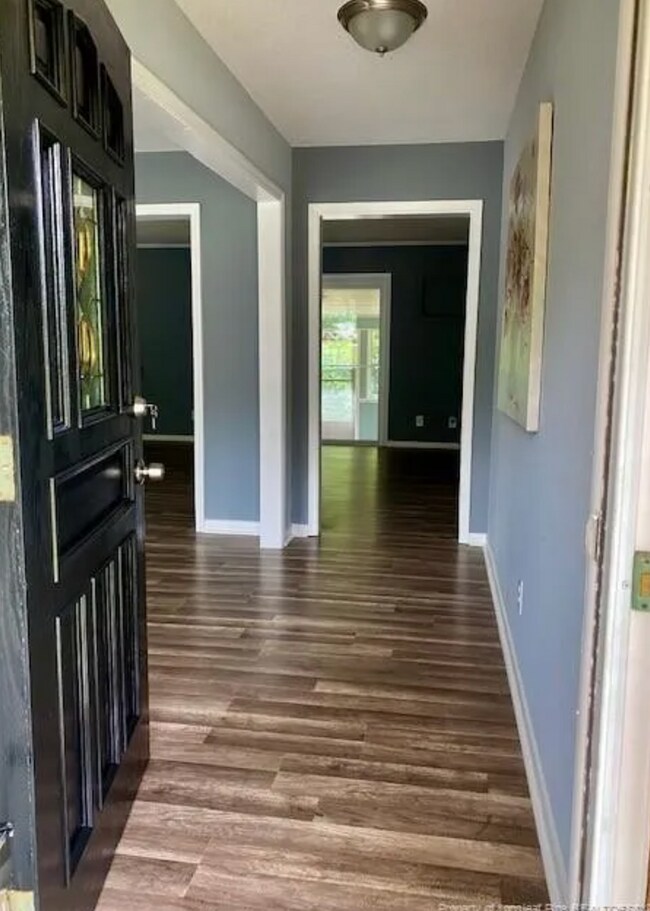 Foto del edificio - Cozy Ranch Home w/ Enclosed Sunroom, Fully...