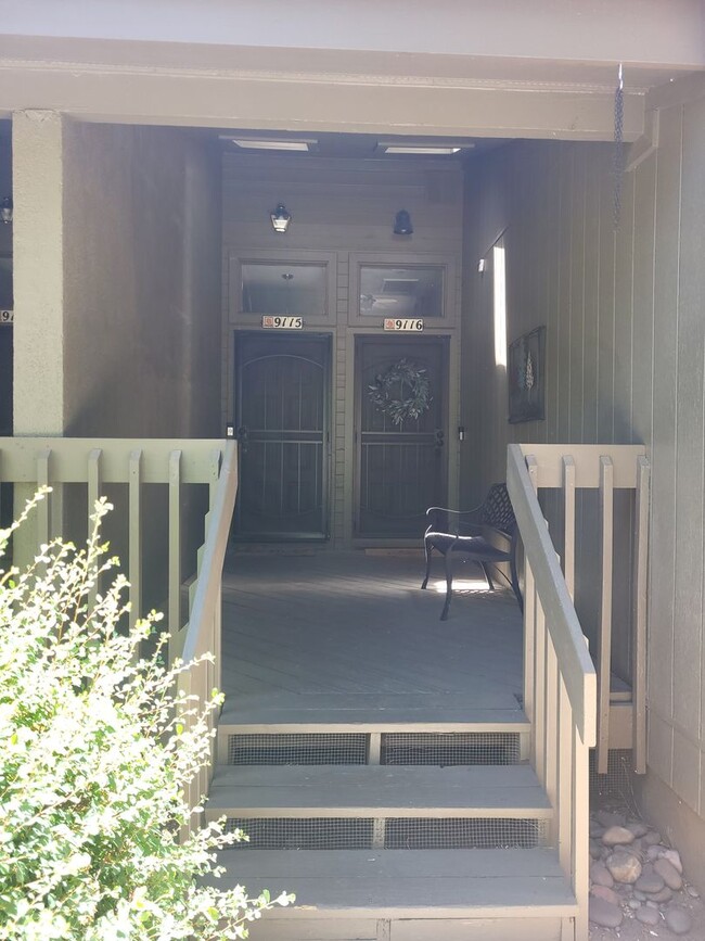 Building Photo - Beautiful 1 bedroom/ 1 bathroom Tanglewood...