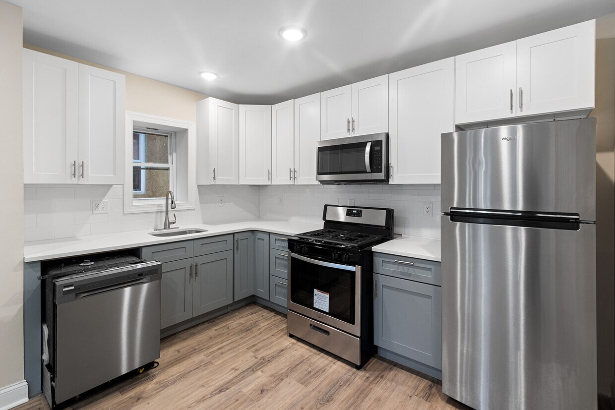 Unit 1 - 4233 Otter St