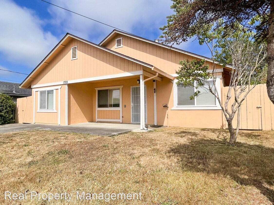 Primary Photo - 4 br, 2 bath House - 1703 Cecil Avenue