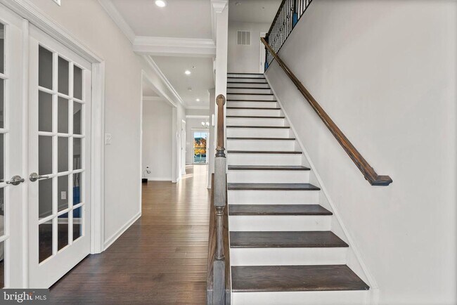 Foto del edificio - 311 Sunrise Ct